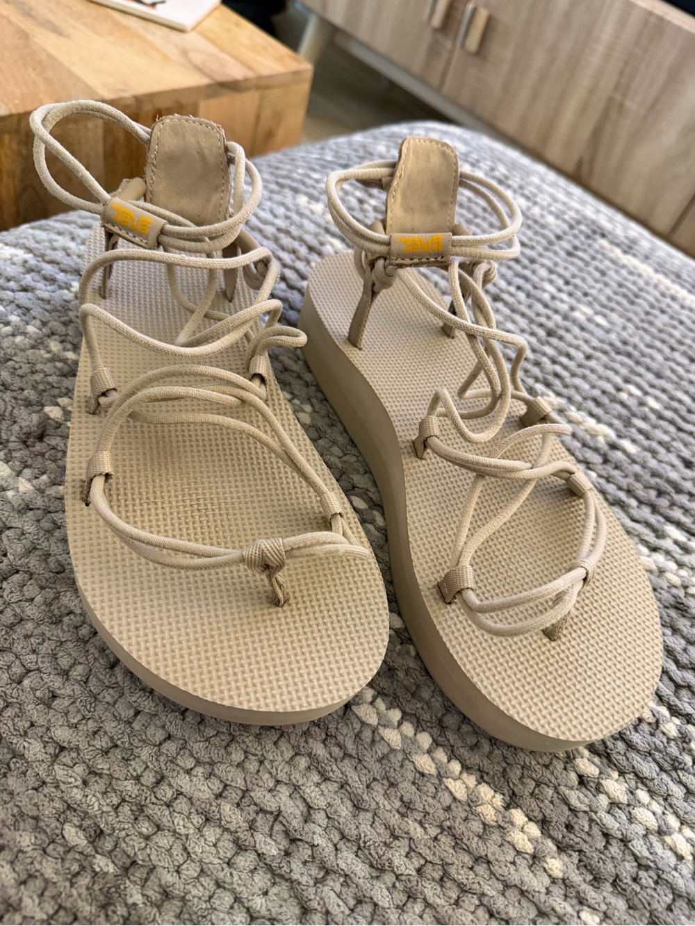 Teva Women’s Strappy Platform Sandals in Beige